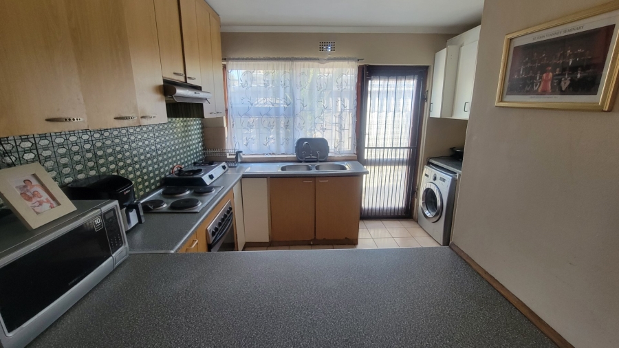 3 Bedroom Property for Sale in Highbury Western Cape